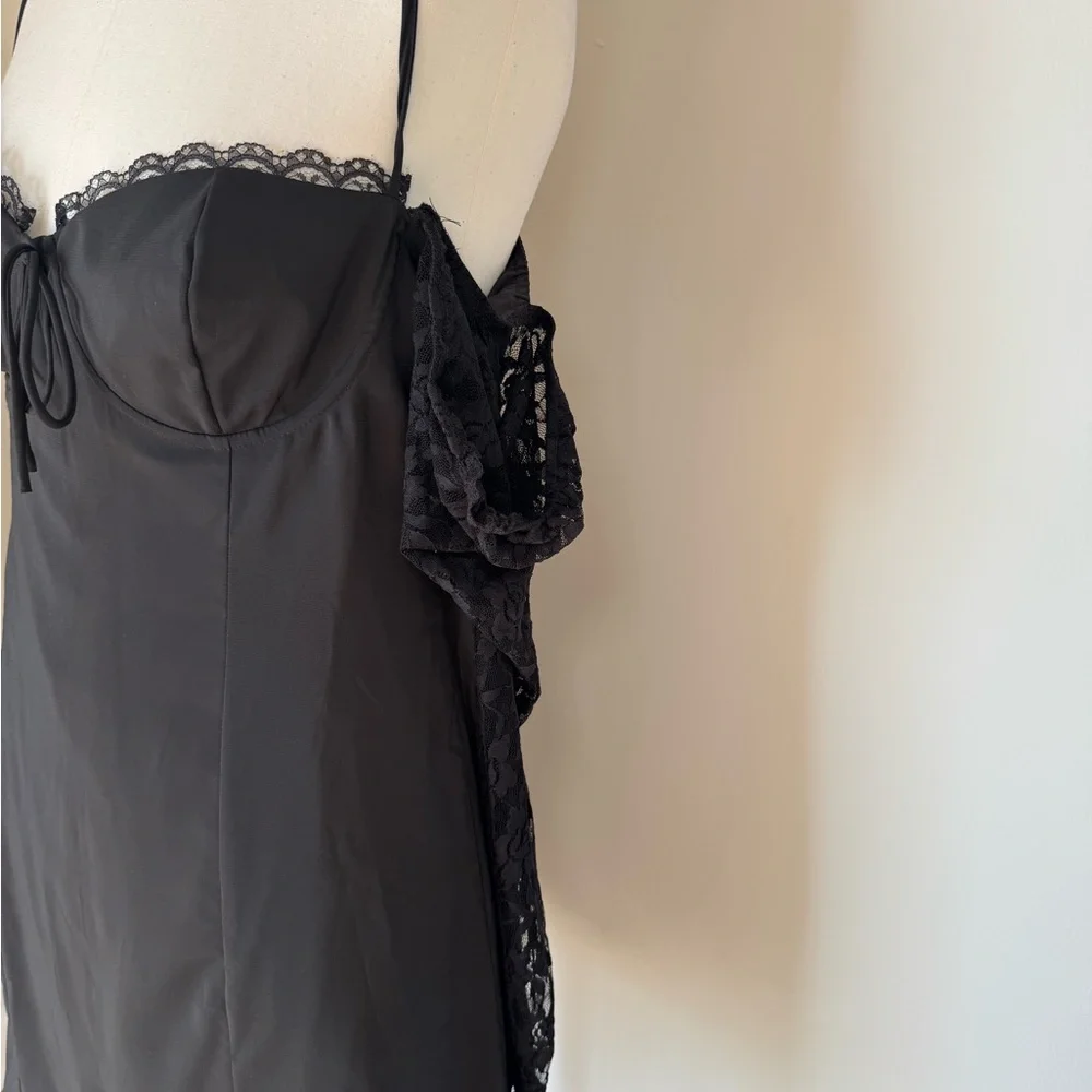 Princess Polly Black Lace Sleeve Dress - Picture 4 of 10